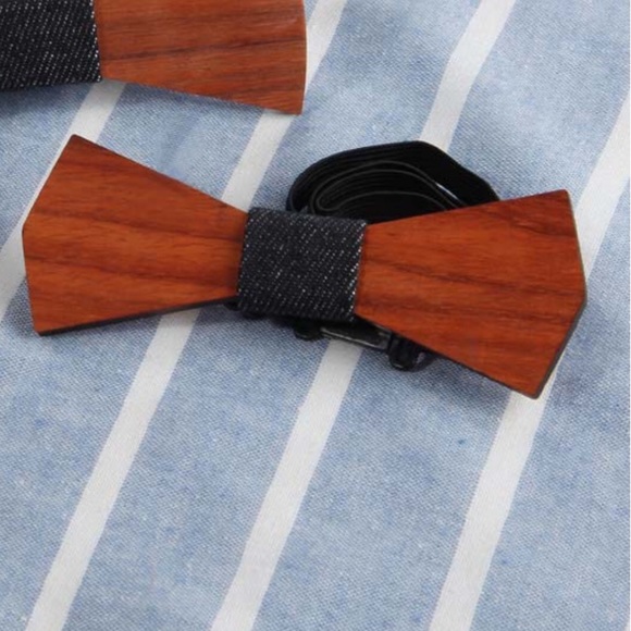 Other - Wood classic bow tie